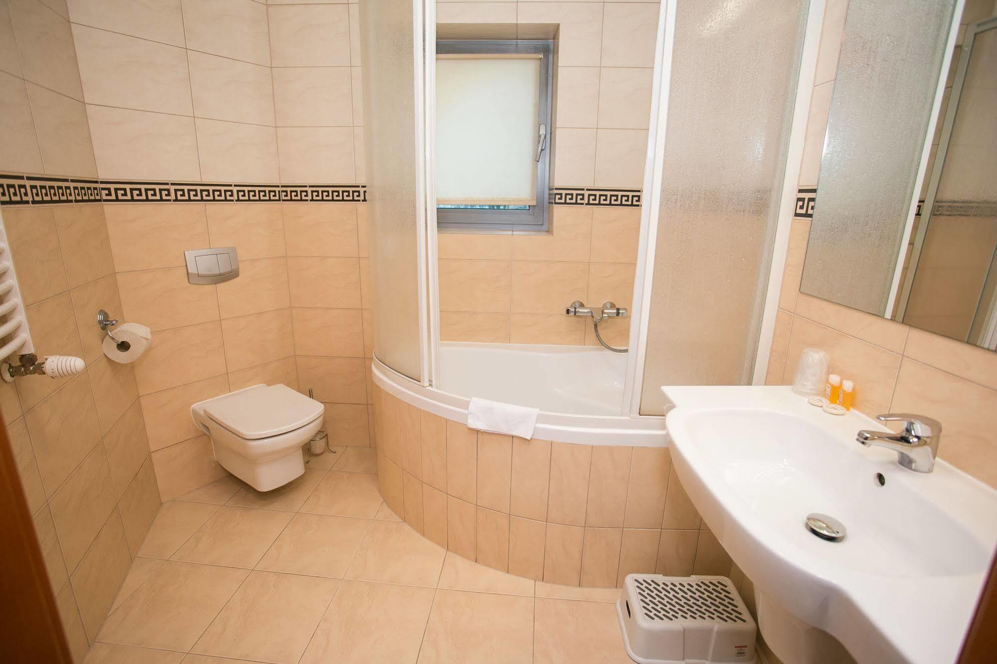 Hotell Poleski 3*